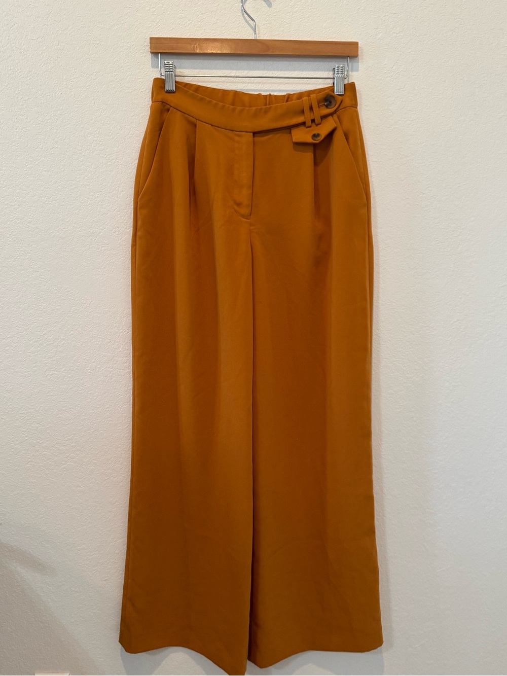 Gianni Bini Amber Wide Leg Trousers